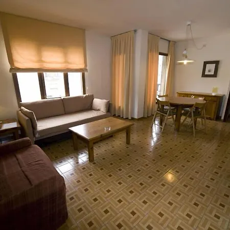 Apartamentos Pessets Adelaida Apartment Sort