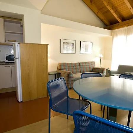 Apartment Apartamentos Pessets Adelaida Sort