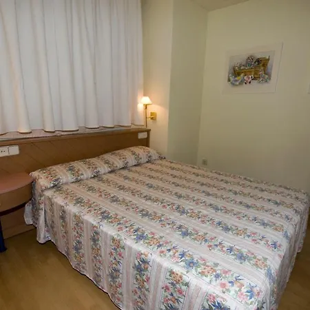 Apartment Apartamentos Pessets Adelaida Sort