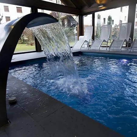 Pessets Adelaida Apartament Sort